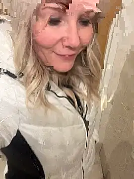 Sexual Lovable Doll online show from 12, 11, 2025