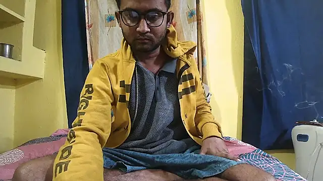 Snapshot of Cute_boy2000 chatting on 6, 1, 2025 Cute boy2000 online show from 6, 1, 2025