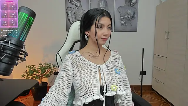 Gisell1501997 online show from 24, 2, 2025