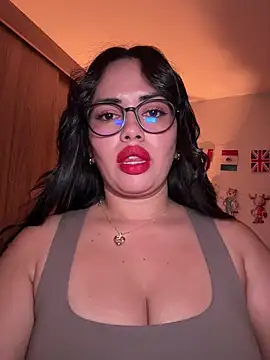 Snapshot of andra_rose chatting on 3, 7, 2026 andra rose online show from 3, 7, 2026