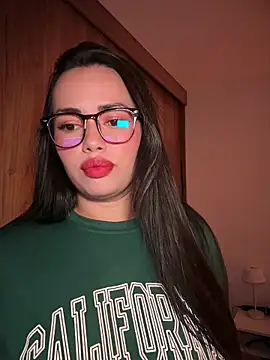 Snapshot of andra_rose chatting on 12, 7, 2026 andra rose online show from 12, 7, 2026