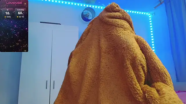 Martina Dash online show from 24, 2, 2025