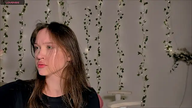 Amelia Lein online show from 29, 11, 2025