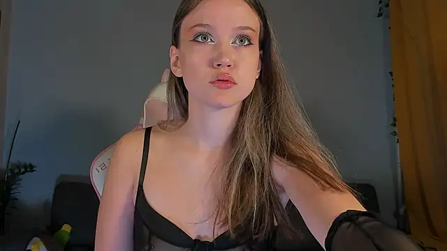 Amelia Lein online show from 25, 12, 2024