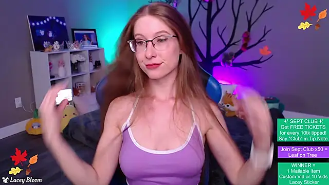 TheLaceyBloom online show from 10, 9, 2025