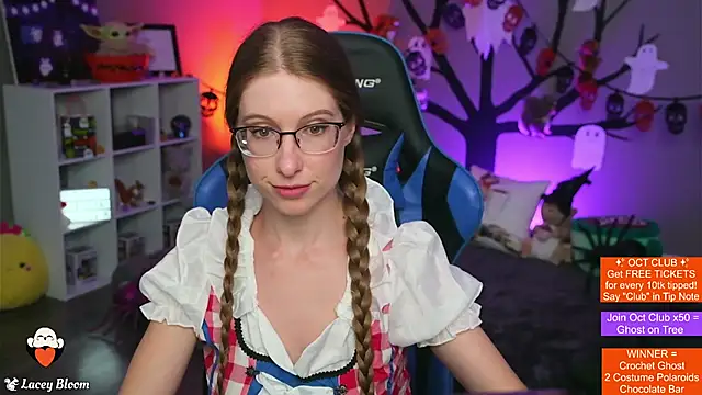 TheLaceyBloom online show from 16, 10, 2025