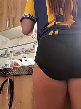 Snapshot of LuceroRm chatting on 19, 2, 2026 LuceroRm online show from 19, 2, 2026