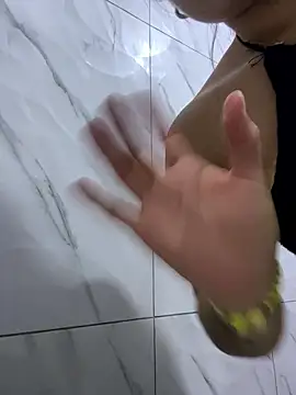 Snapshot of LuceroRm chatting on 18, 1, 2026 LuceroRm online show from 18, 1, 2026