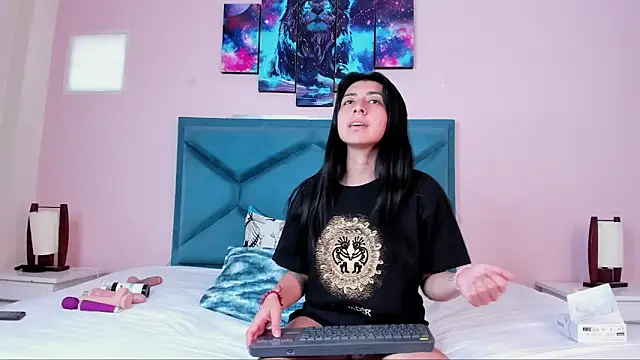 EmmaWilliamss online show from 11, 3, 2025