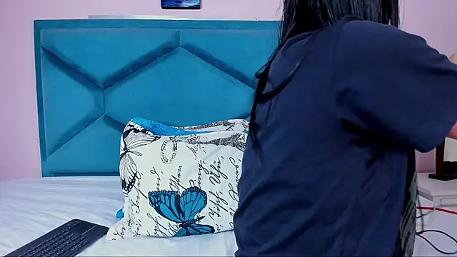 EmmaWilliamss online show from 13, 3, 2025