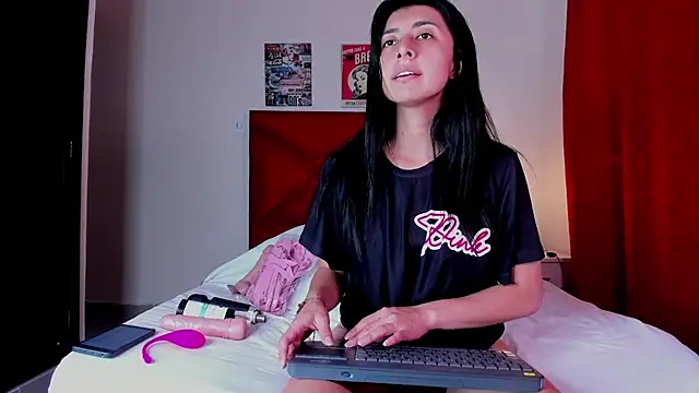 EmmaWilliamss online show from 5, 2, 2025