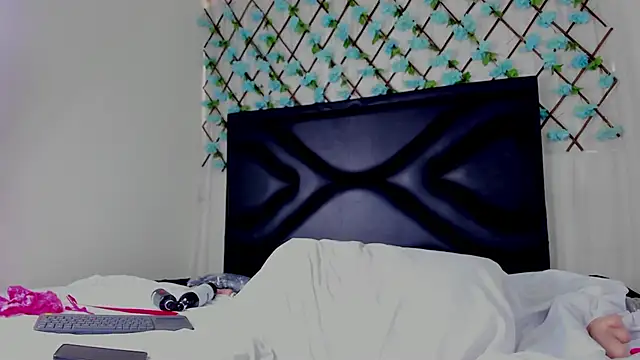 EmmaWilliamss online show from 26, 5, 2026