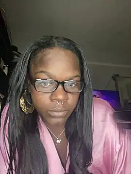 Kannibus Coochi online show from 5, 4, 2026