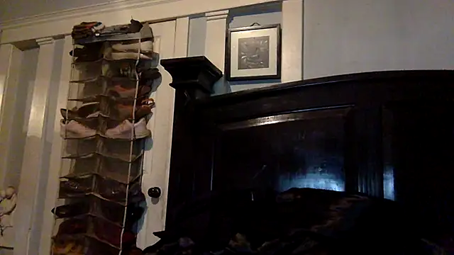 Kannibus Coochi online show from 17, 4, 2026