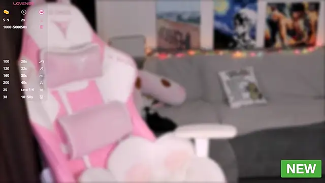 TwixiPixxie online show from 30, 1, 2025