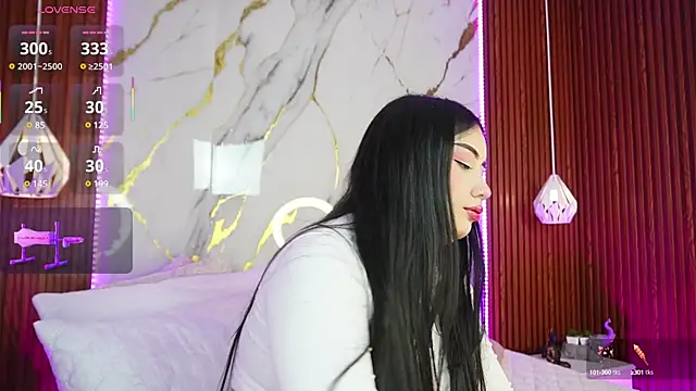 haylie  online show from 13, 3, 2025