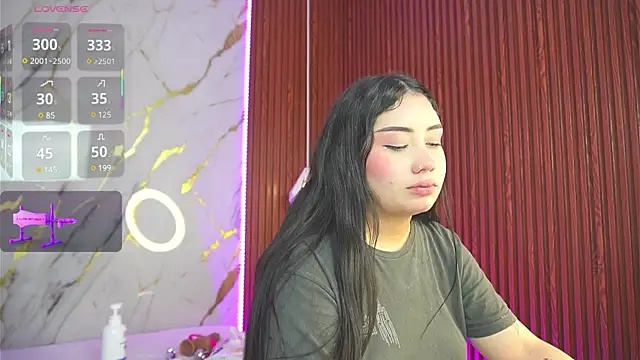 haylie  online show from 21, 3, 2025