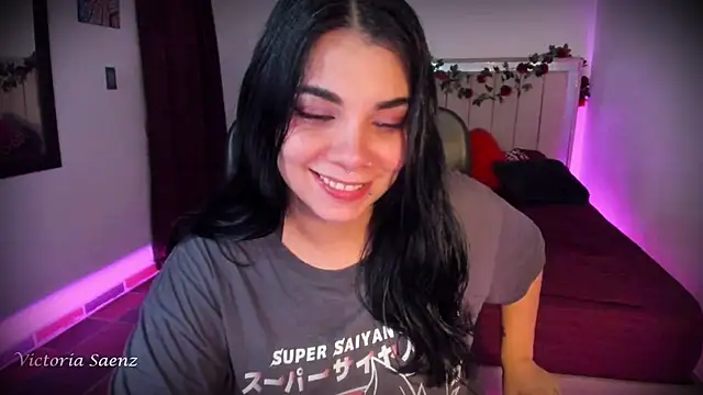 victoriaasaenz  online show from 6, 3, 2026