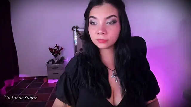 victoriaasaenz  online show from 9, 5, 2026