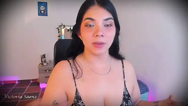 victoriaasaenz  online show from 14, 1, 2026