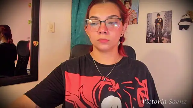 victoriaasaenz  online show from 3, 3, 2025