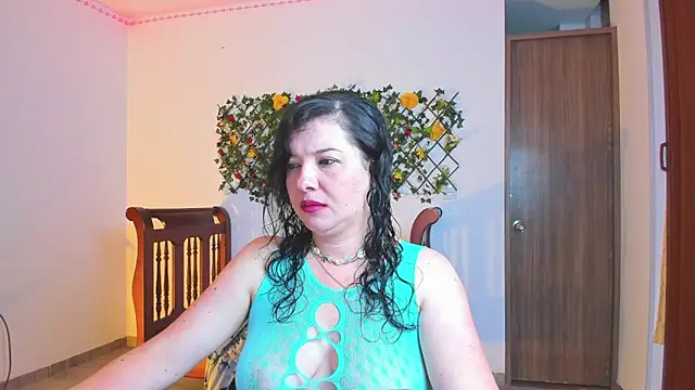 yuya ss online show from 15, 2, 2026