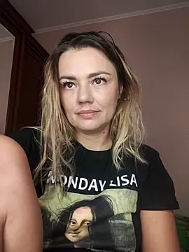 KrissSexi online show from 20, 10, 2025