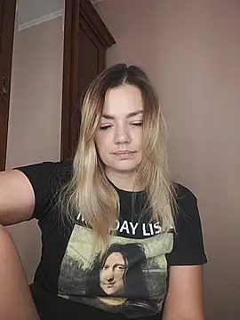 KrissSexi online show from 3, 11, 2025