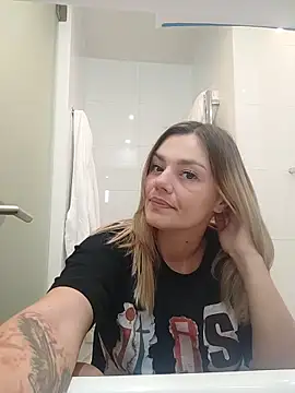 KrissSexi online show from 10, 11, 2025