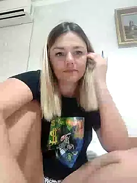 KrissSexi online show from 3, 10, 2025