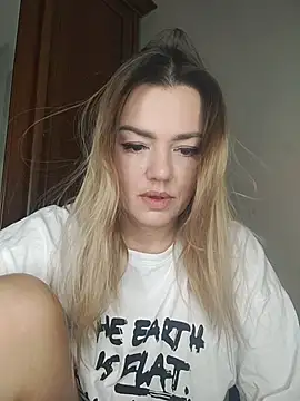 KrissSexi online show from 18, 12, 2025