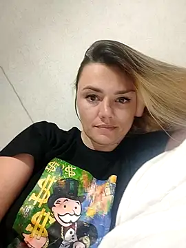 KrissSexi online show from 3, 10, 2025