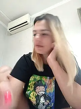 KrissSexi online show from 2, 10, 2025