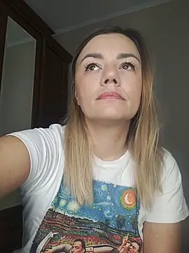 KrissSexi online show from 28, 10, 2025