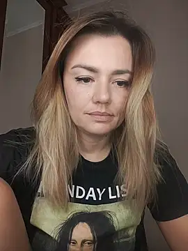 KrissSexi online show from 4, 11, 2025