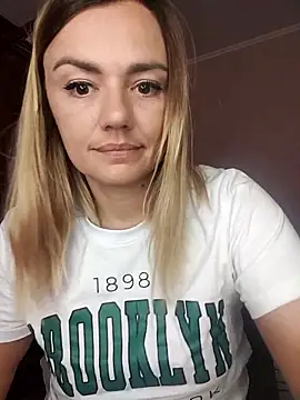 KrissSexi online show from 5, 10, 2025