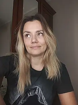 KrissSexi online show from 31, 10, 2025