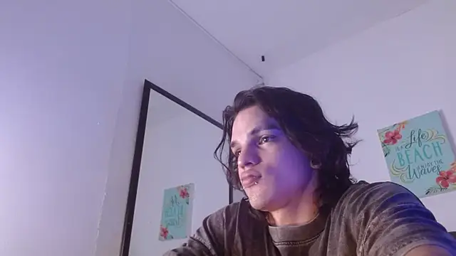 Snapshot of AlbertBernal69 chatting on 15, 10, 2025 AlbertBernal69 online show from 15, 10, 2025