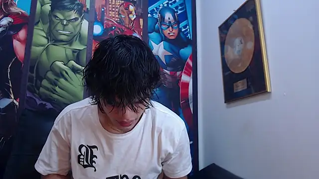 Snapshot of AlbertBernal69 chatting on 12, 3, 2025 AlbertBernal69 online show from 12, 3, 2025