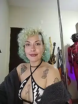 MariLouM online show from 6, 7, 2026