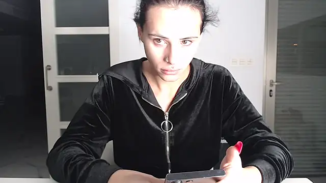 Gianina-Ts online show from 5, 2, 2025