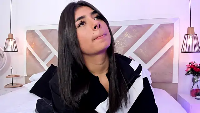 ZiaCalifa online show from 25, 5, 2026
