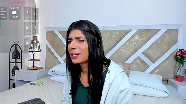 Snapshot of ZiaCalifa chatting on 14, 2, 2026 ZiaCalifa online show from 14, 2, 2026