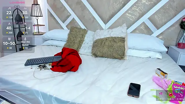 Snapshot of ZiaCalifa chatting on 7, 2, 2026 ZiaCalifa online show from 7, 2, 2026