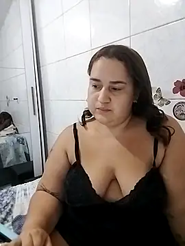 Snapshot of MinaBoss chatting on 26, 10, 2025 MinaBoss online show from 26, 10, 2025