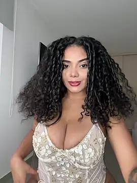 Mariecurl online show from 5, 4, 2026