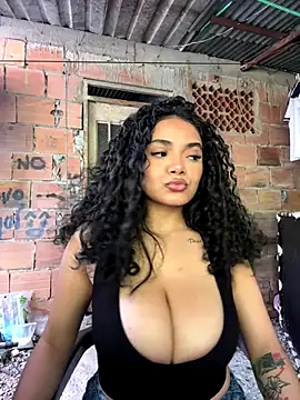 Snapshot of Mariecurl chatting on 5, 11, 2025 Mariecurl online show from 5, 11, 2025