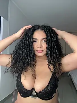 Snapshot of Mariecurl chatting on 11, 7, 2026 Mariecurl online show from 11, 7, 2026