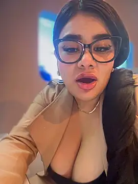 Insane Issa online show from 5, 3, 2025