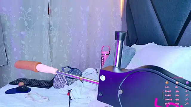 NathaxaLeans online show from 15, 9, 2025